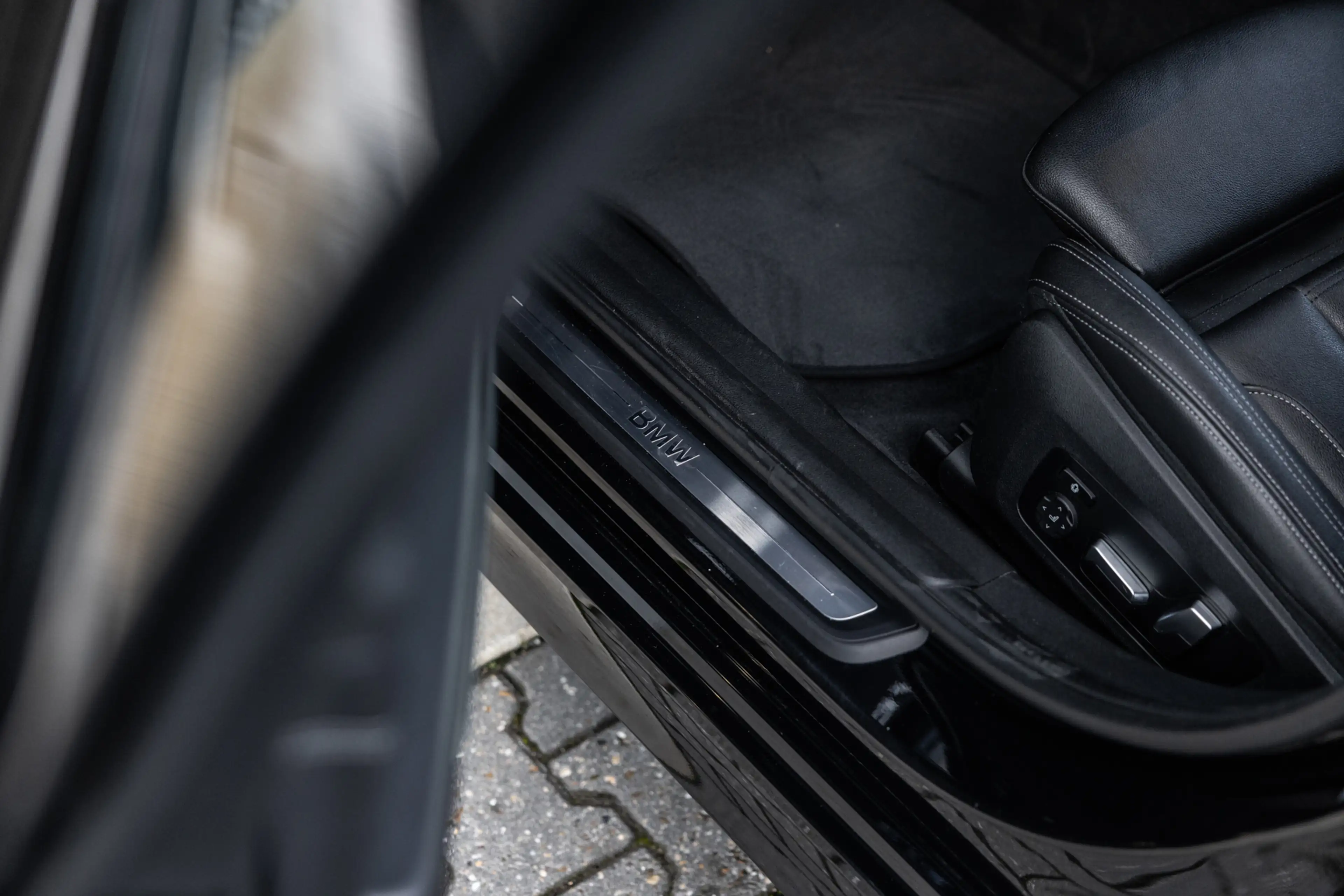 BMW 330 3-serie Touring M 330e xDrive, 292 PK, Sportstoele — photo 11
