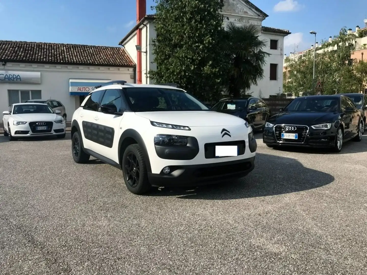 Citroen C4 Cactus BlueHDi 100 Shine OK NEOPATENTATI Bianco - 1