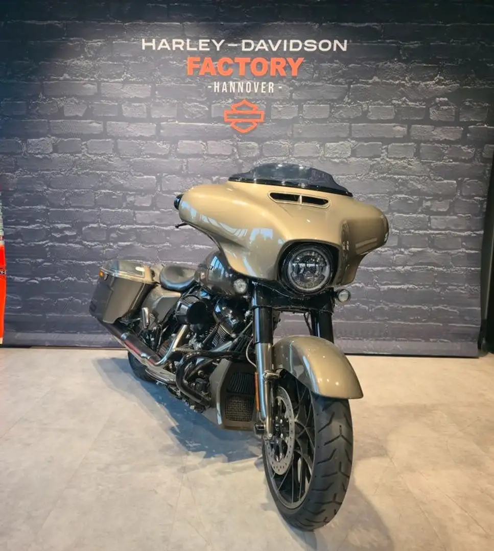 Harley-Davidson Street Glide CVO - 1