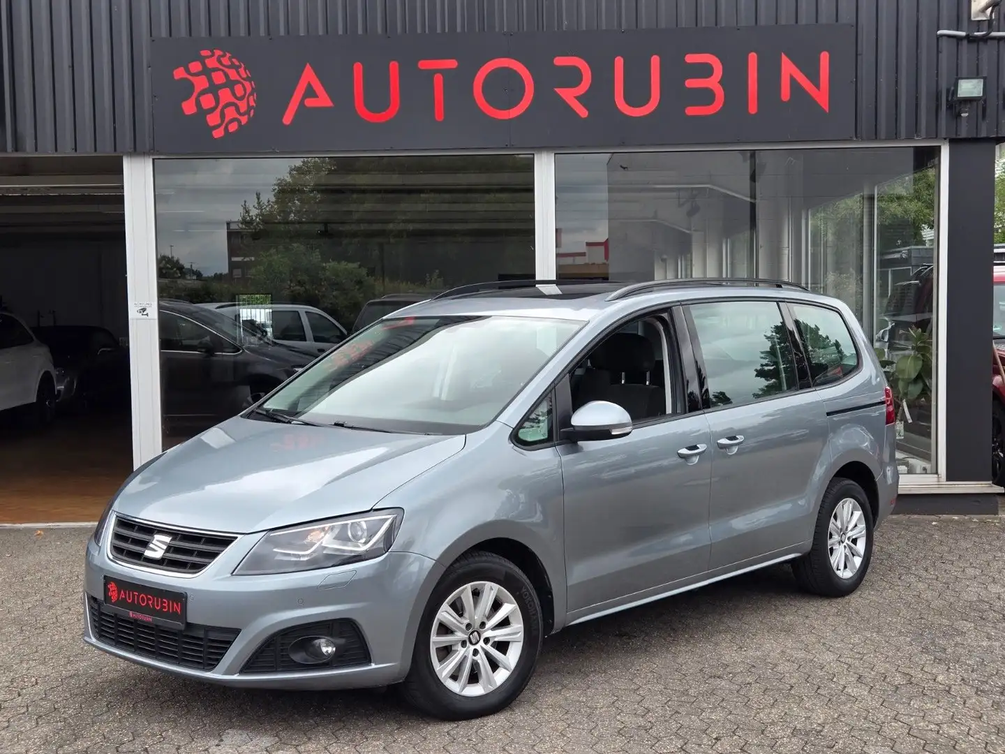 SEAT Alhambra Style 7-Sitzer/DSG/PANO/XENON/AHK Argent - 1