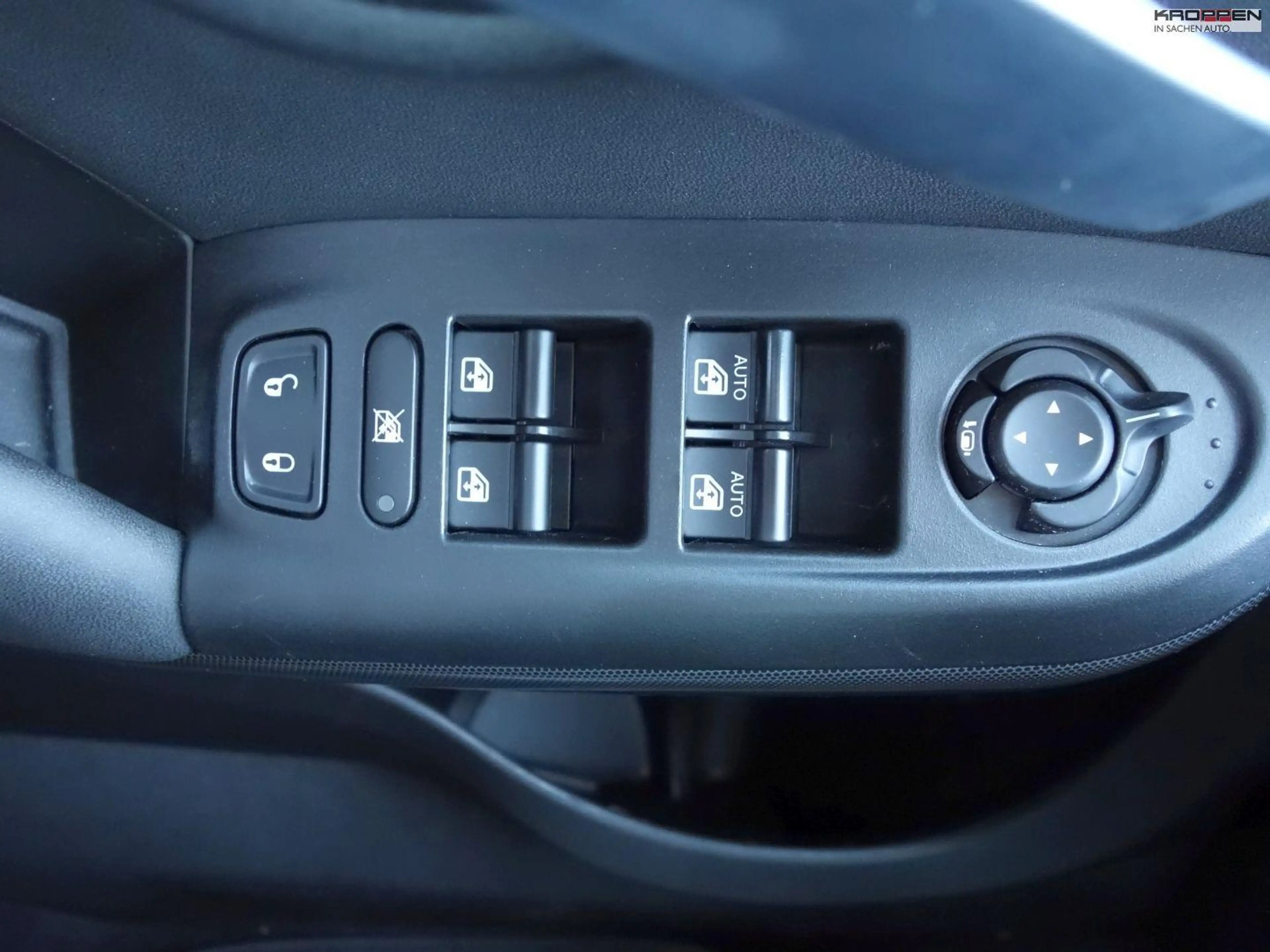 Fiat 500X SPORT HYBRID SHZ KAMERA LED NAV TEMPOMAT — photo 10