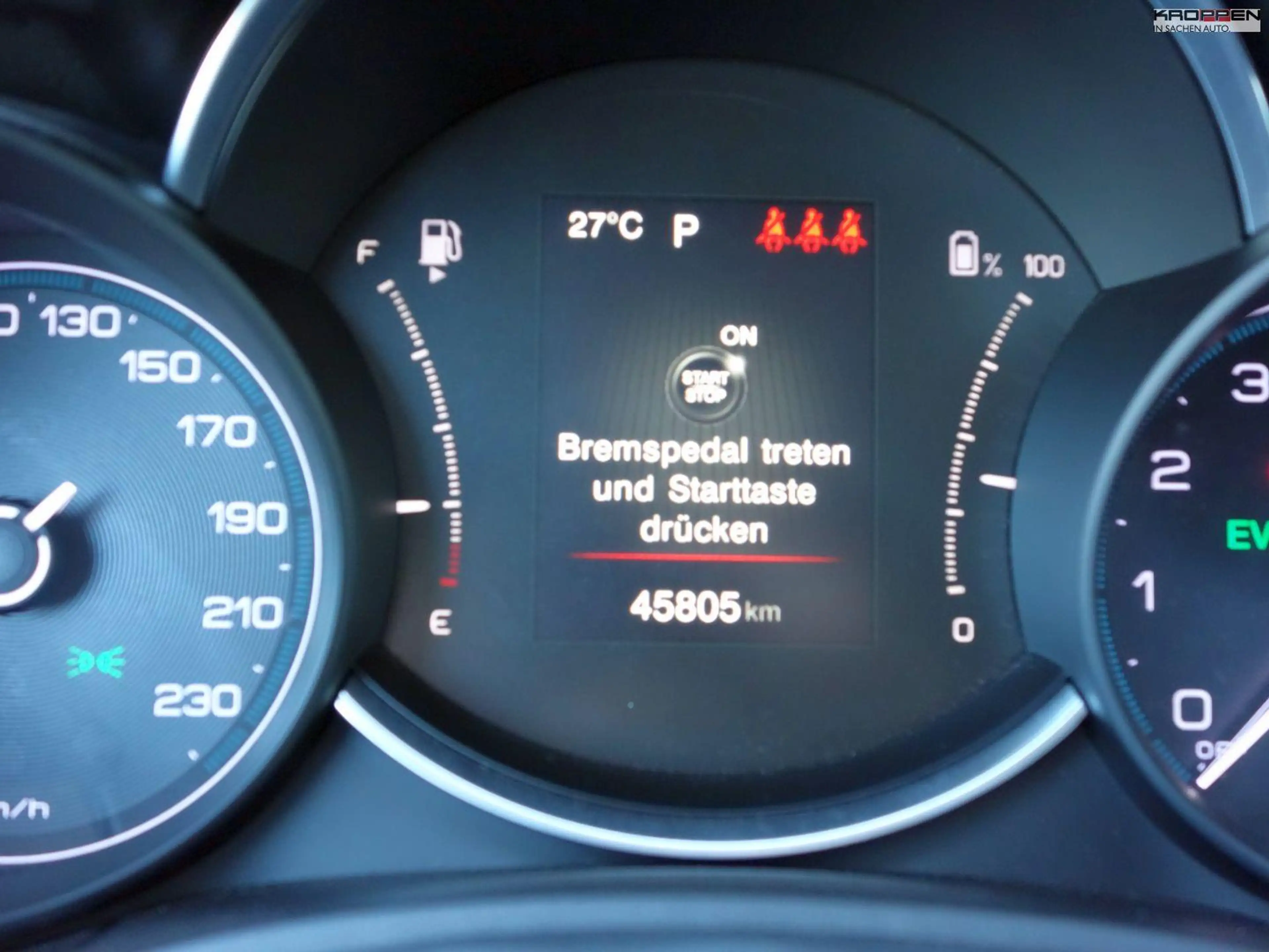 Fiat 500X SPORT HYBRID SHZ KAMERA LED NAV TEMPOMAT — photo 9