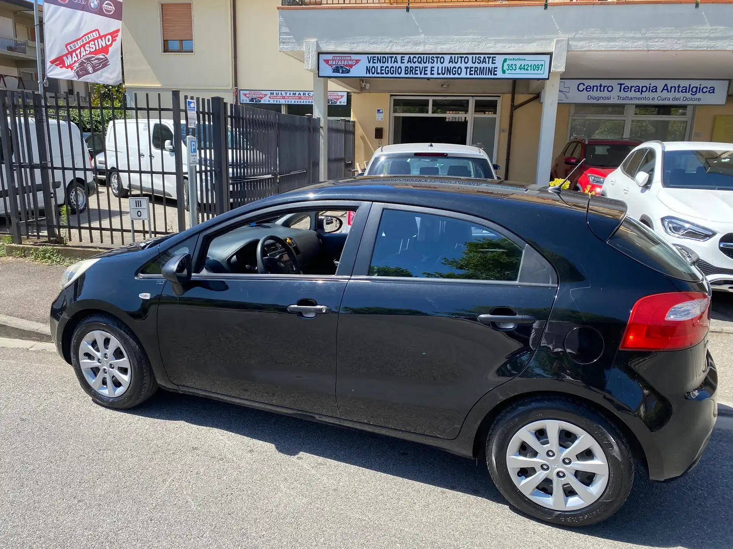 Kia Rio Gpl Negru - 1