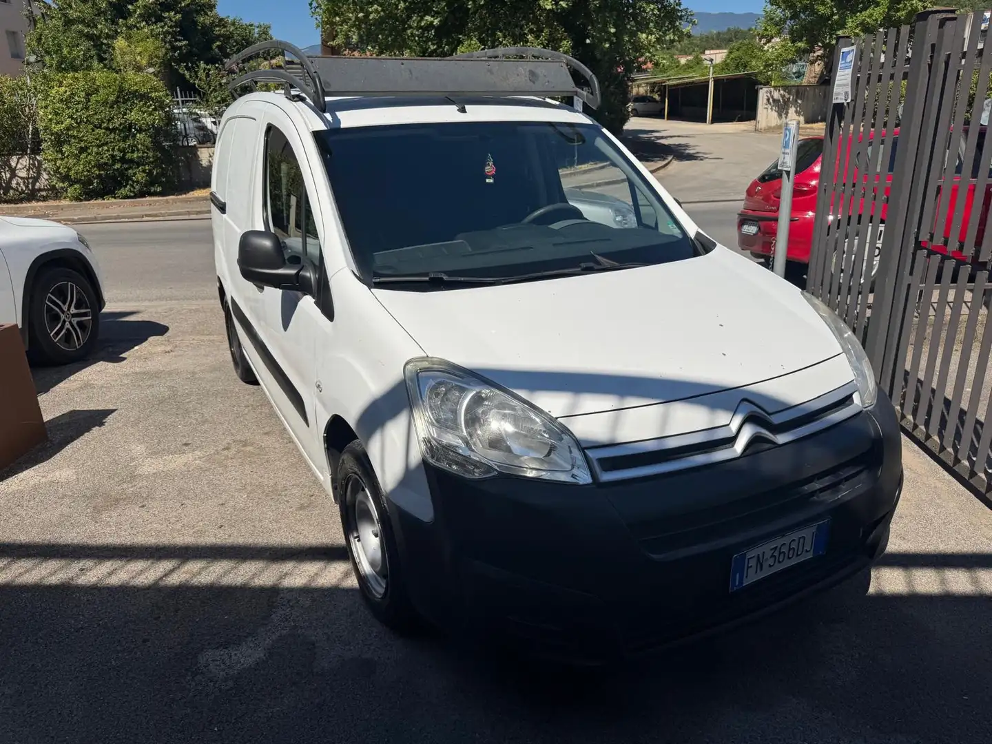 Citroen Berlingo Euro 6b 3posti Wit - 1