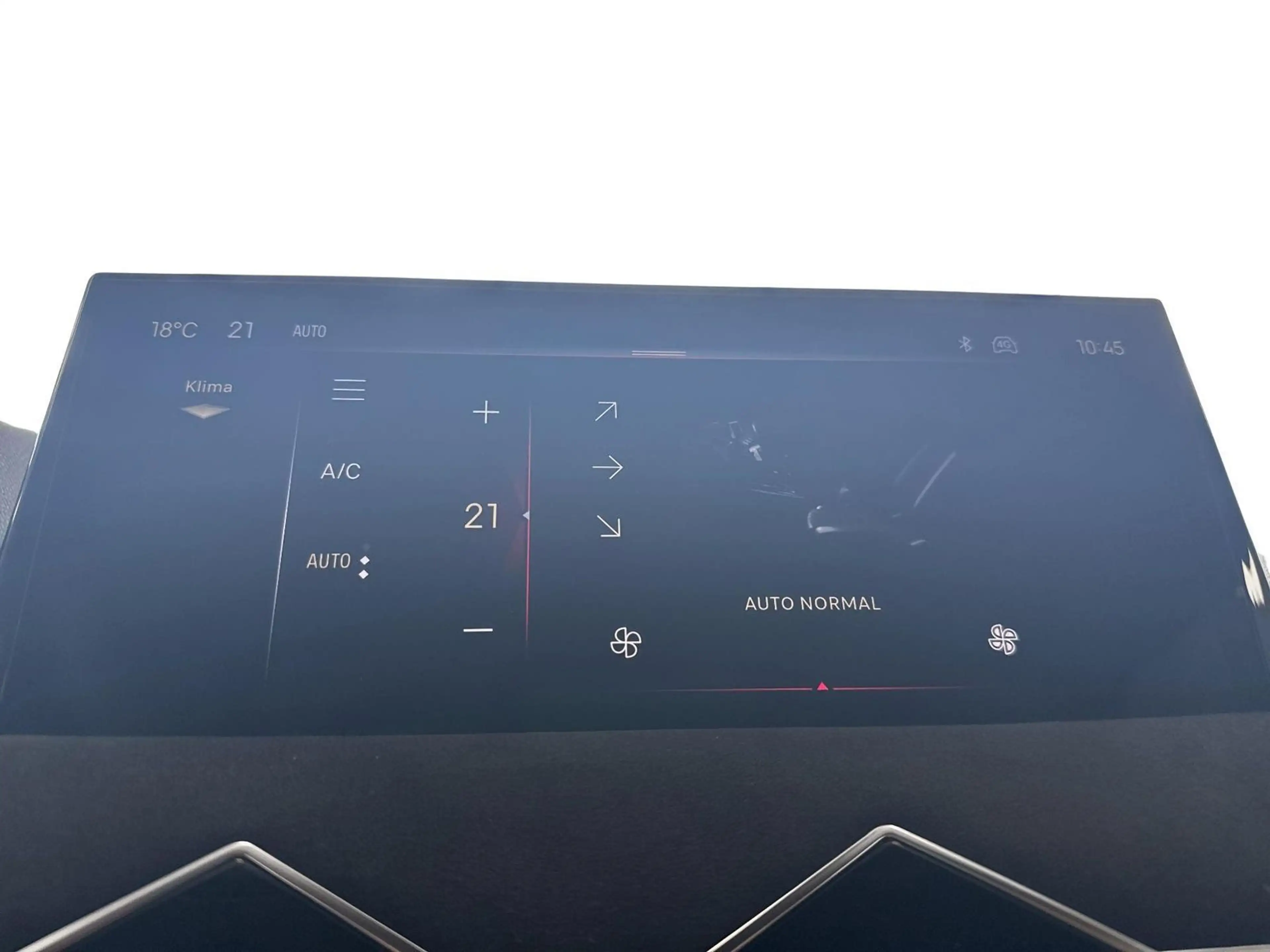 DS Automobiles DS 3 ÉTOILE HYBRID 145PS — photo 15