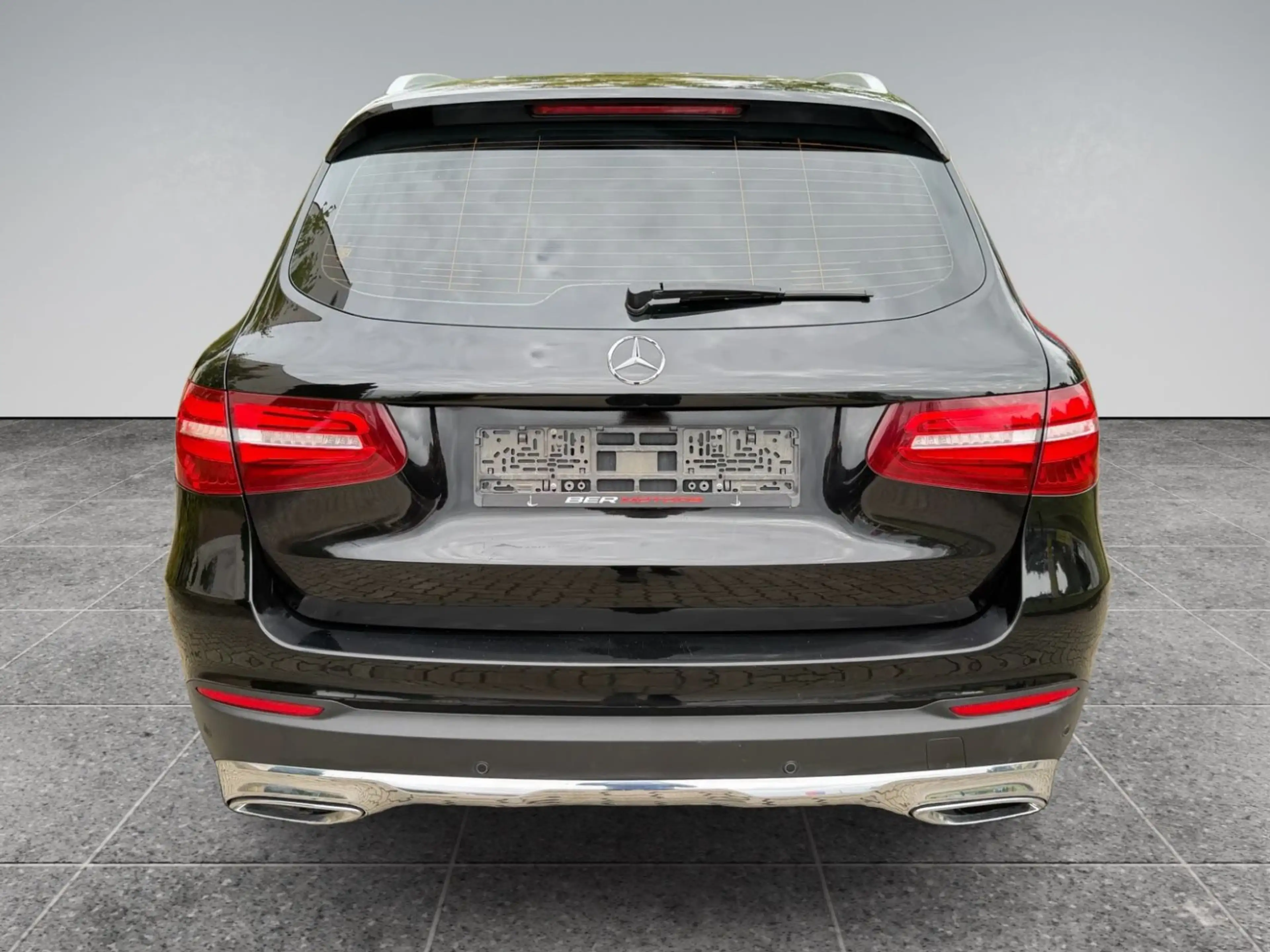 Mercedes-Benz GLC 250 d 4Matic/Exclusiv/Pano/LED/AHK/R-Kamera — photo 6