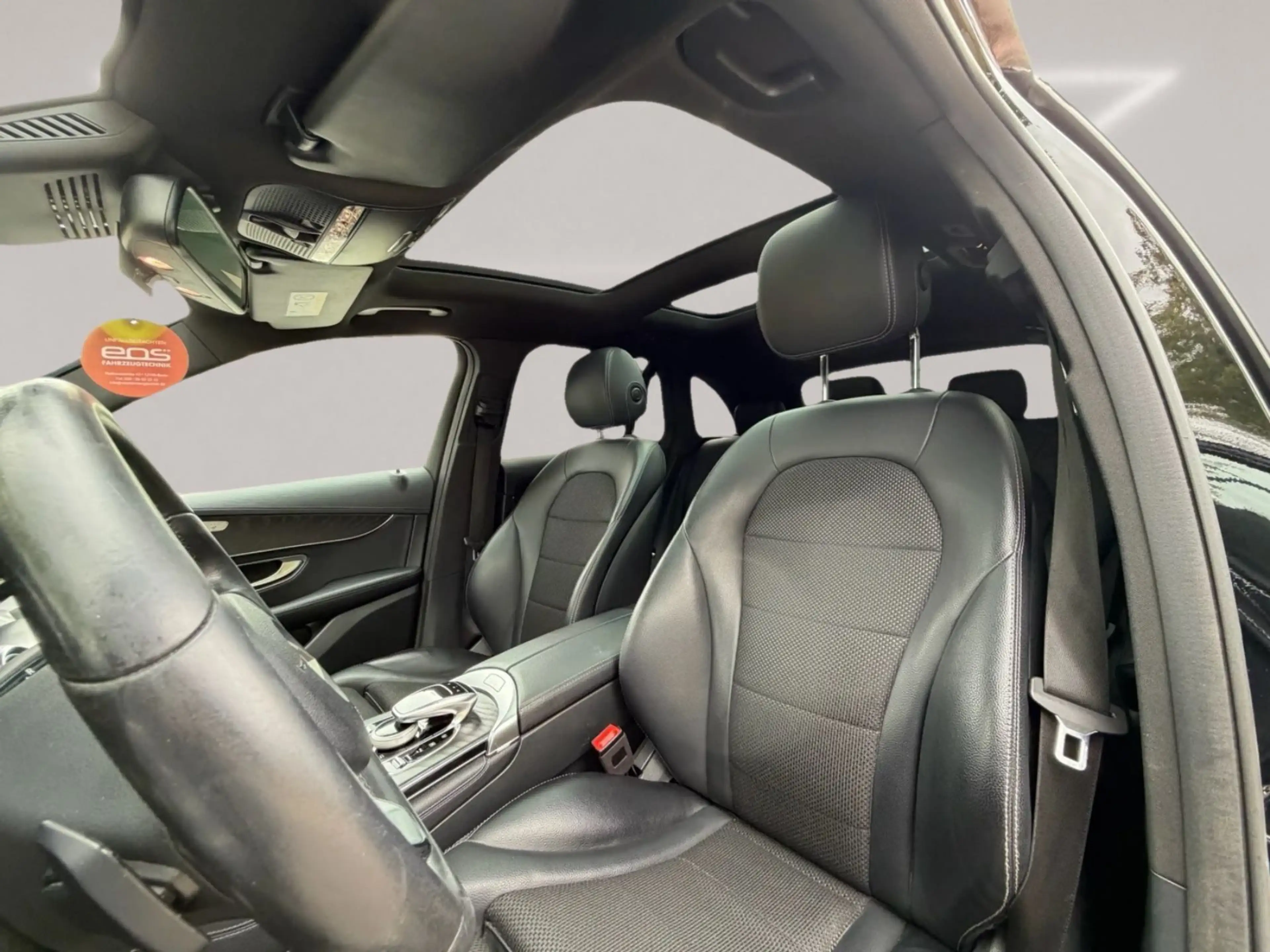 Mercedes-Benz GLC 250 d 4Matic/Exclusiv/Pano/LED/AHK/R-Kamera — photo 10