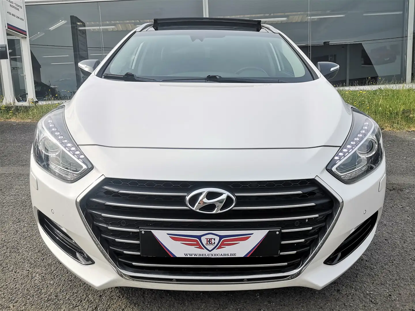 Hyundai i40 1.7 CRDi*CUIR*GPS*S-CHAUFFANT*TOIT-OUVRANT*JA Blanc - 2