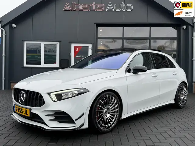 Mercedes-Benz A 220 Premium Plus | A35 OPTIEK | PANO | AMG |