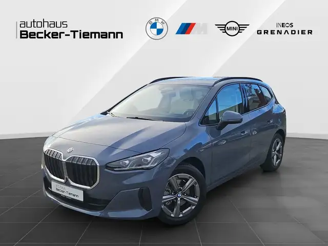 Bmw 220 i Active Tourer Driving+/Parking+/Panorama/AHK