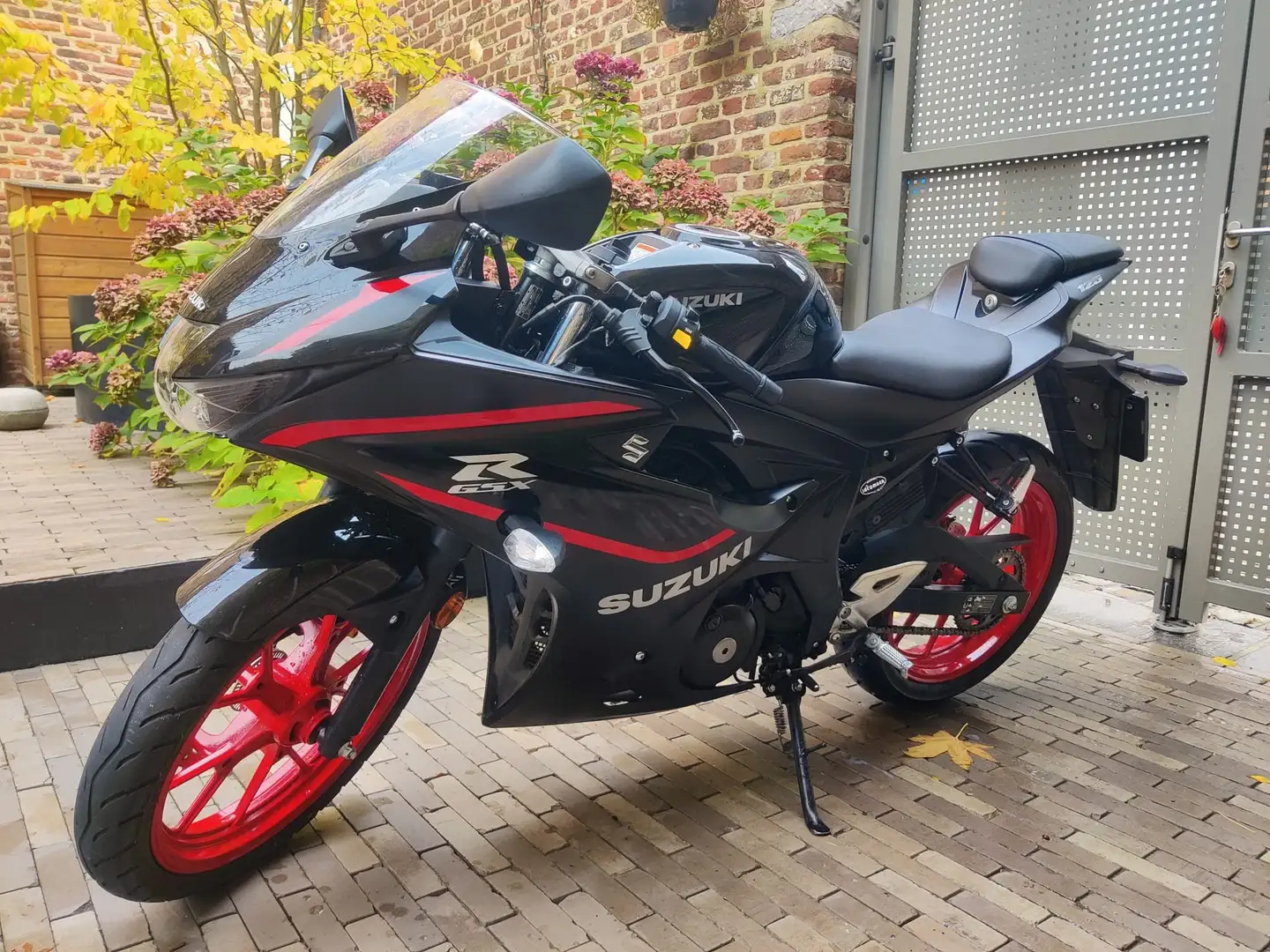 Suzuki GSX-R 125 Zwart - 2
