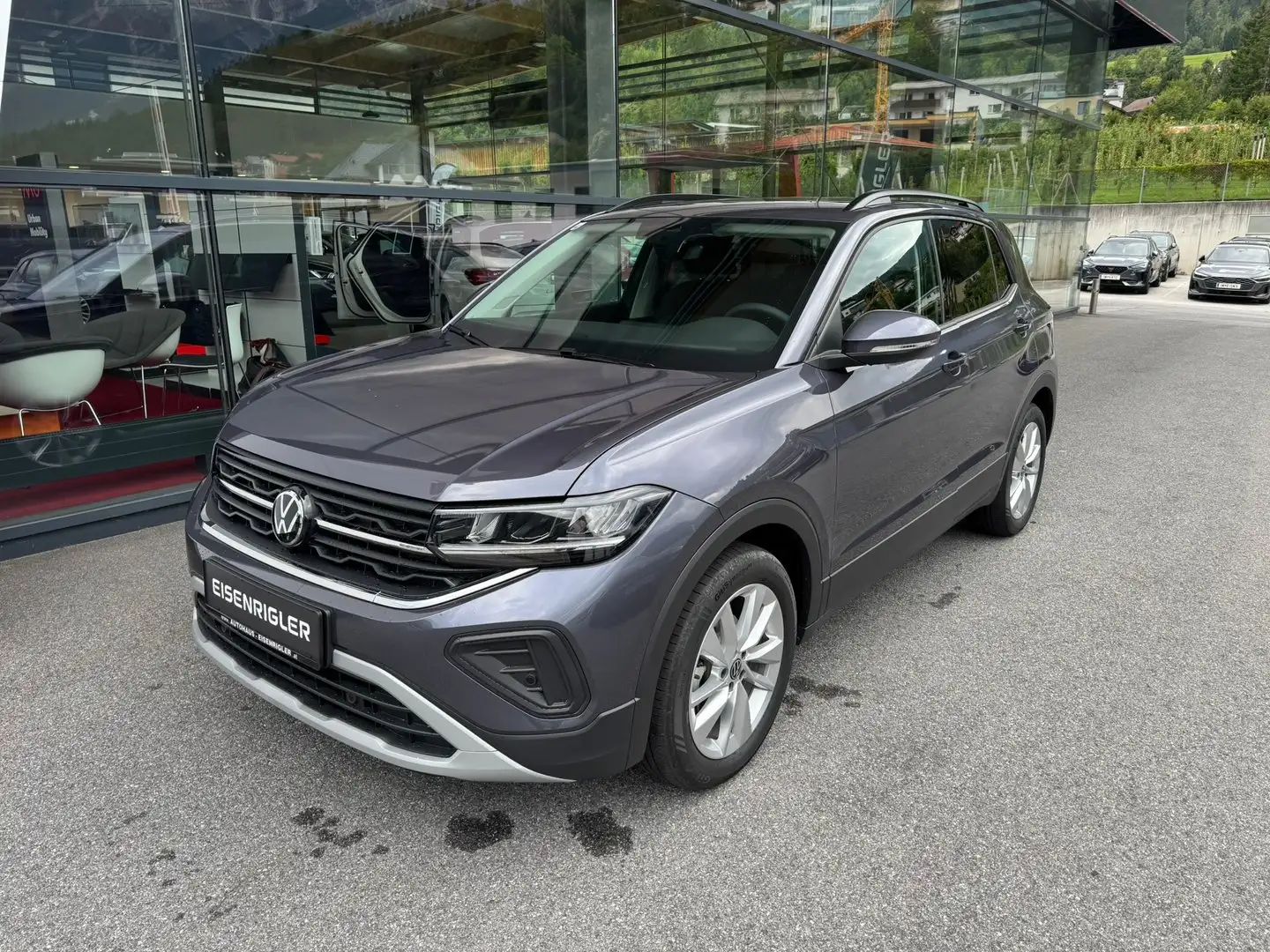 Volkswagen T-Cross Friends TSI Grau - 1