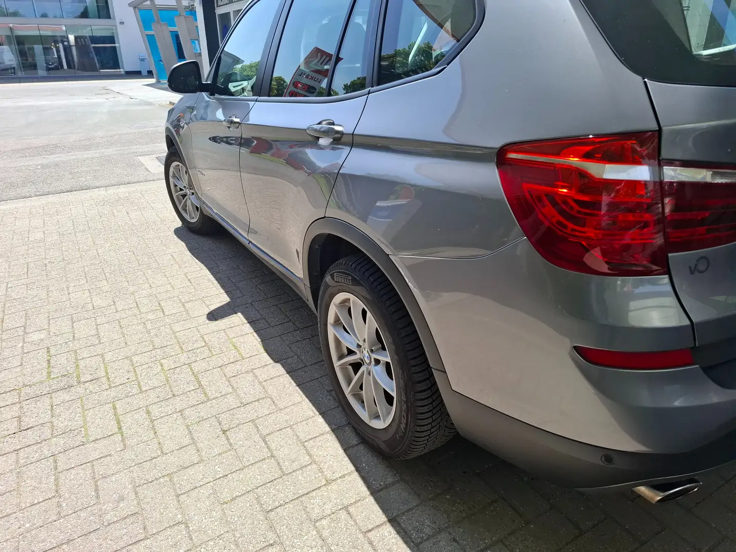 BMW X3 X3 2.0 dA sDrive18. 72000KM CARNET BMW Gris - 2