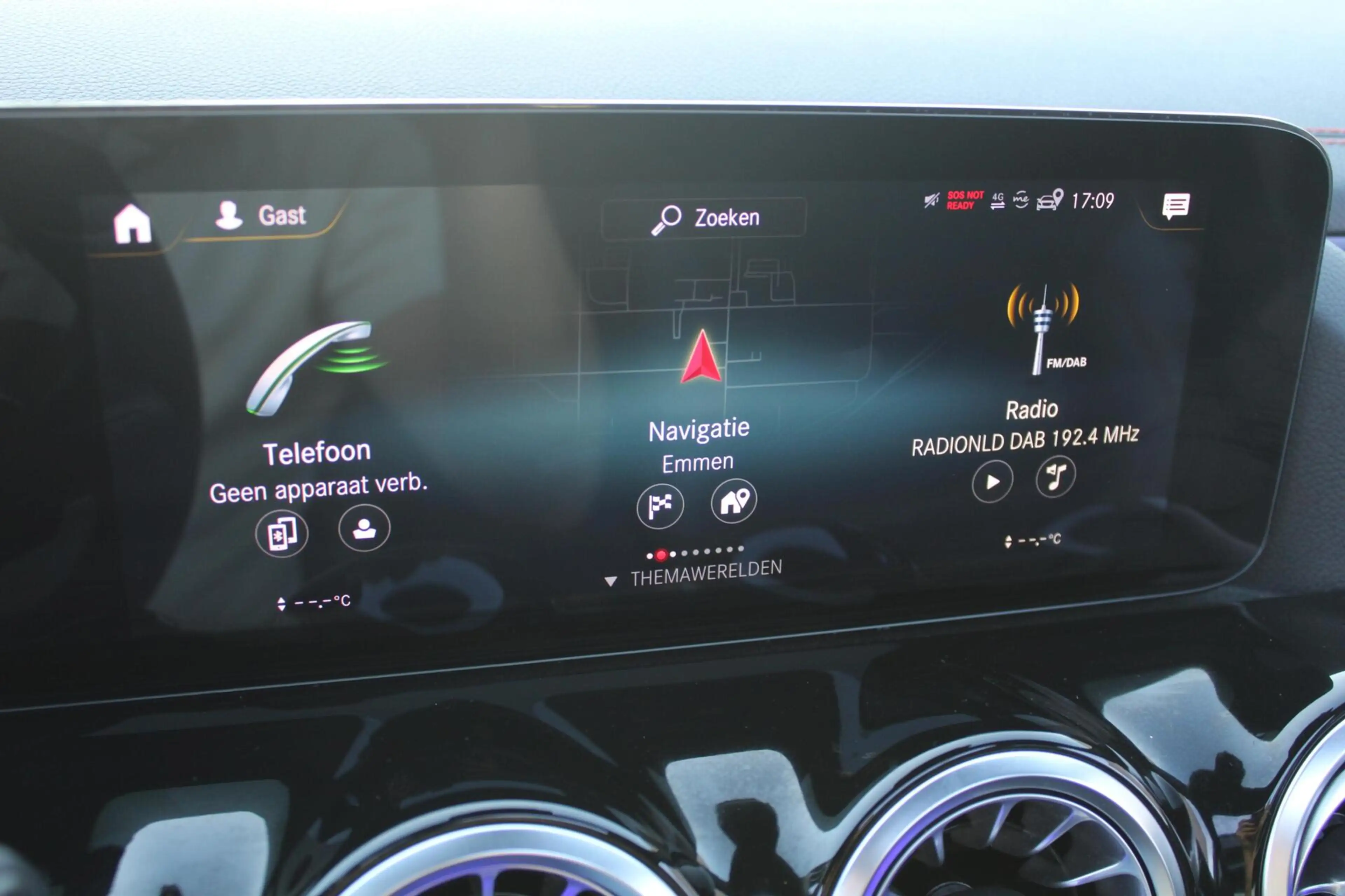 Mercedes-Benz EQA 250 AMG Line 67kWh SOH 93,8% | Pano | Burmester | Head — photo 23