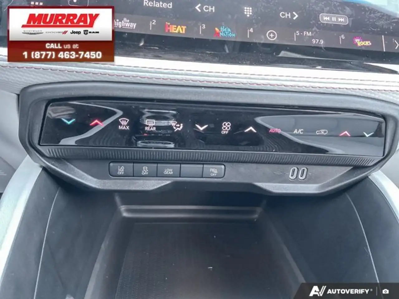 Jeep Cherokee photo Jeep Cherokee