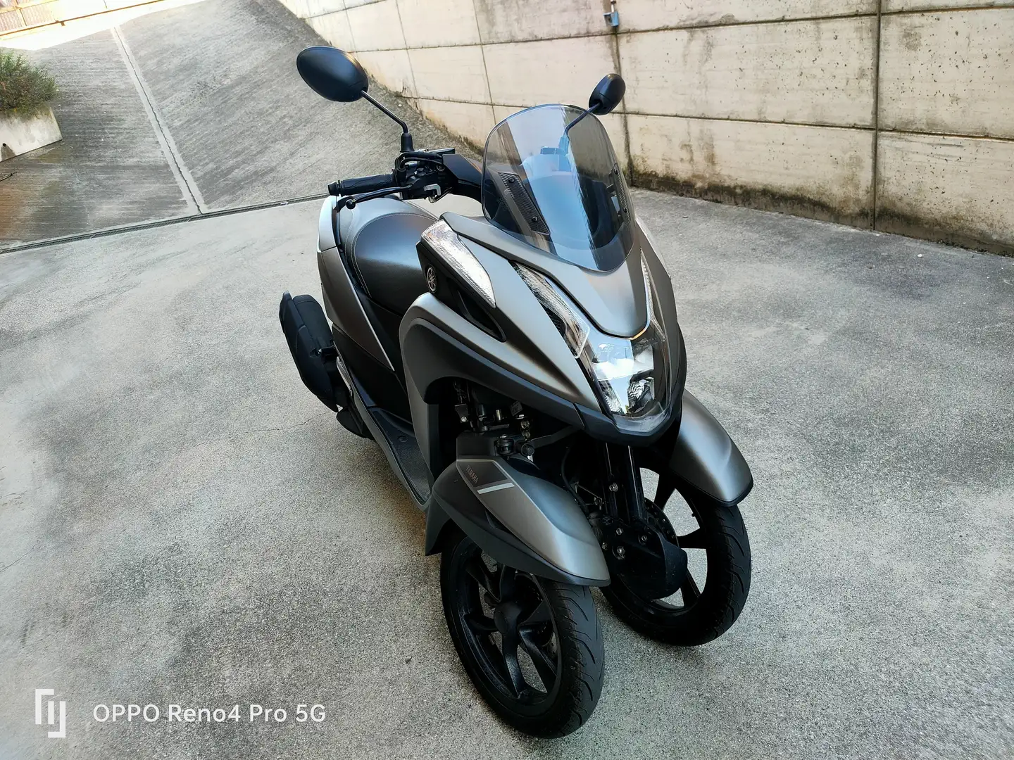 Yamaha TriCity Blu Core Серый - 2