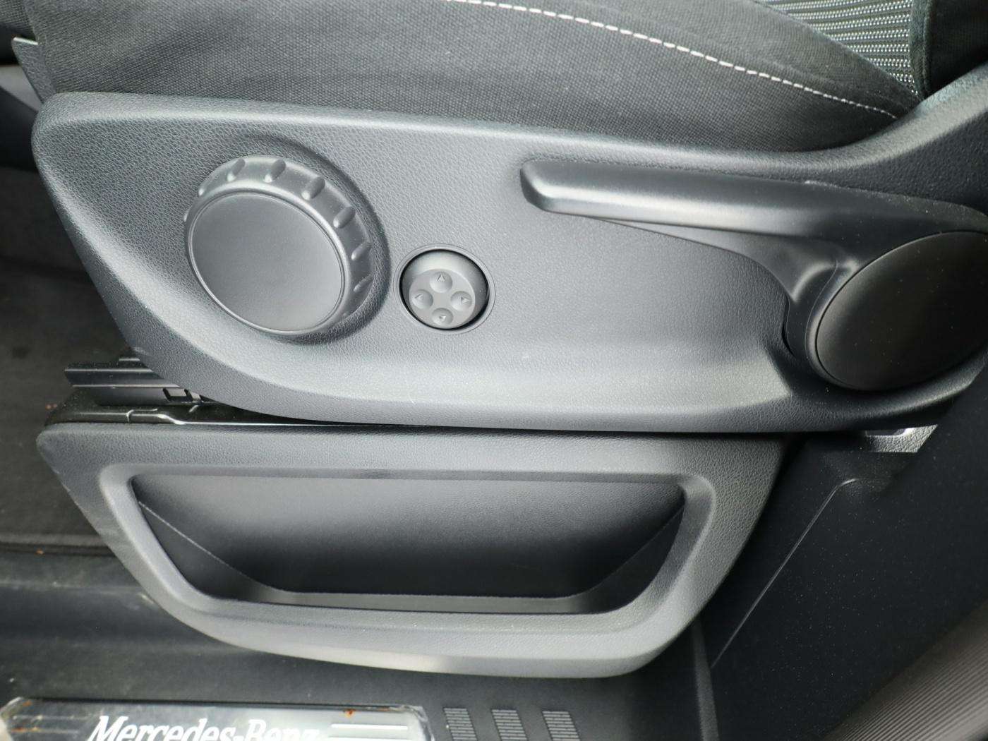 Mercedes-Benz EQV 300