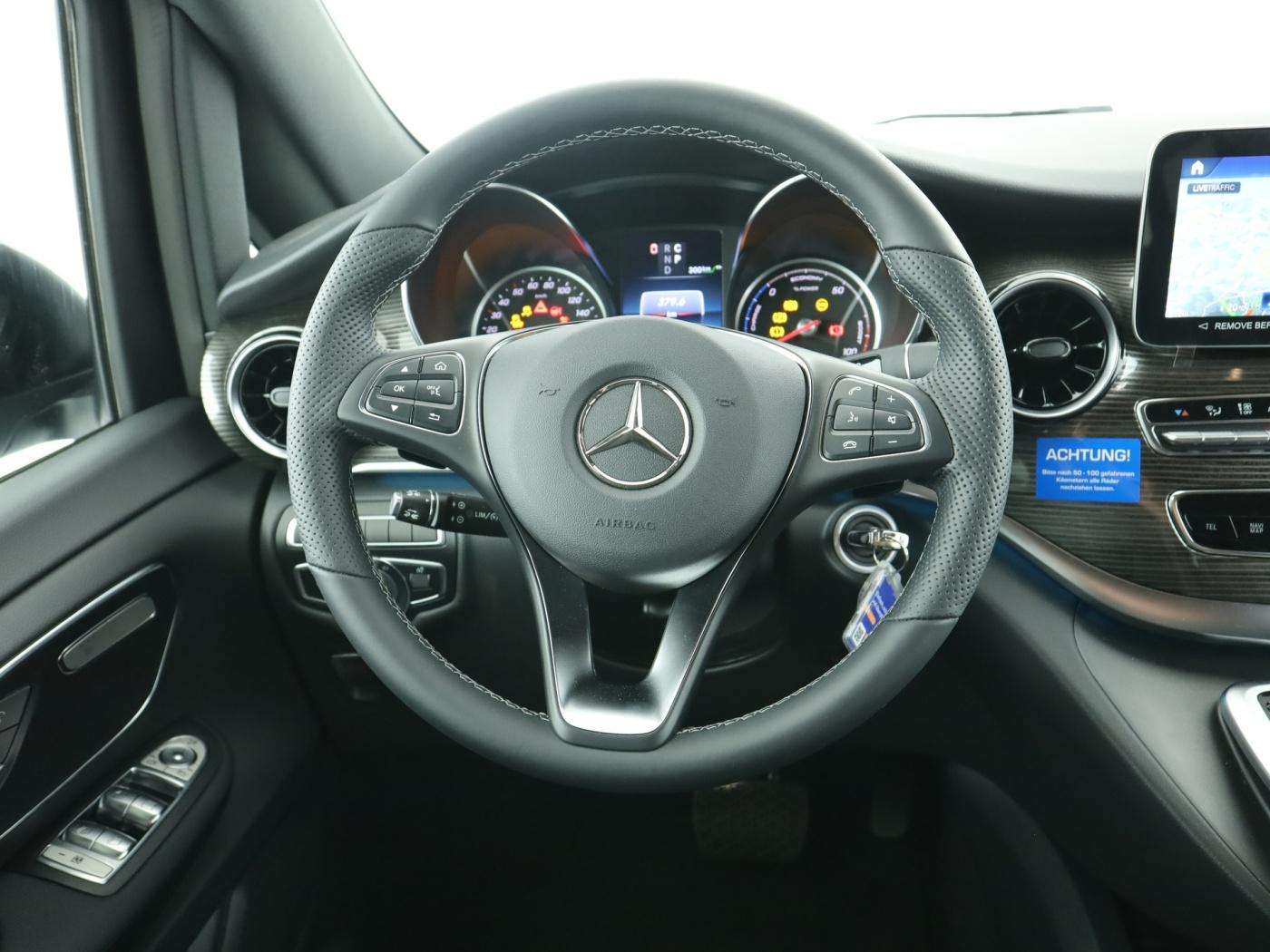 Mercedes-Benz EQV 300