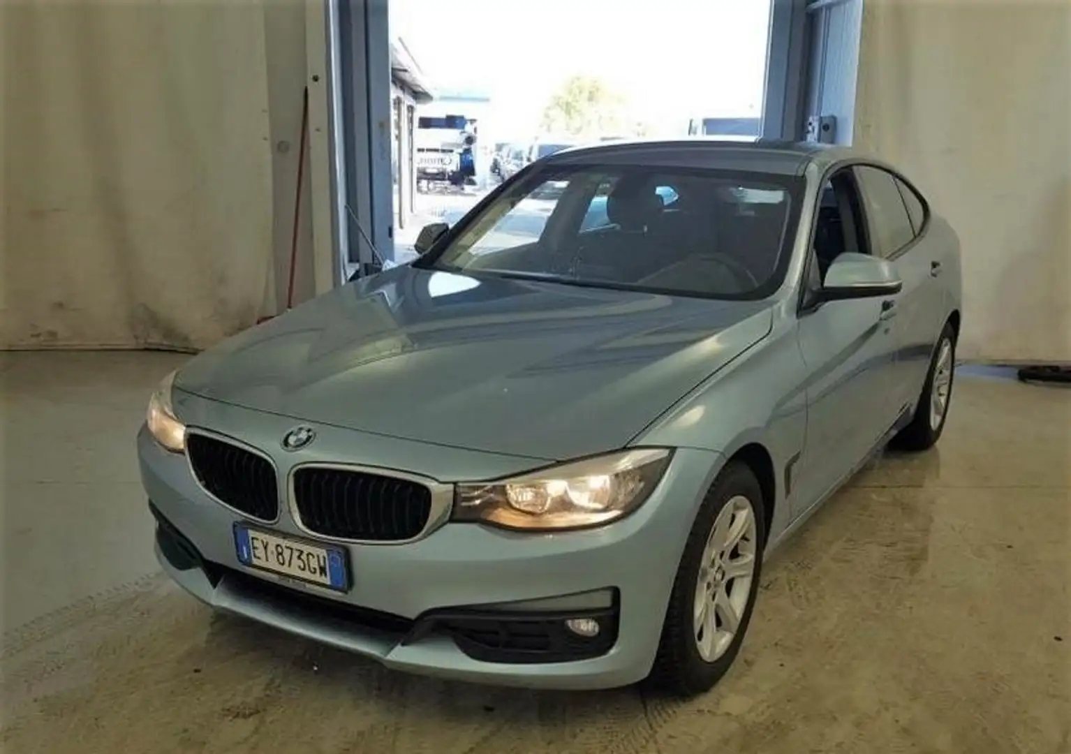 BMW 320 BMW 3 Series GT 320d Bleu - 1
