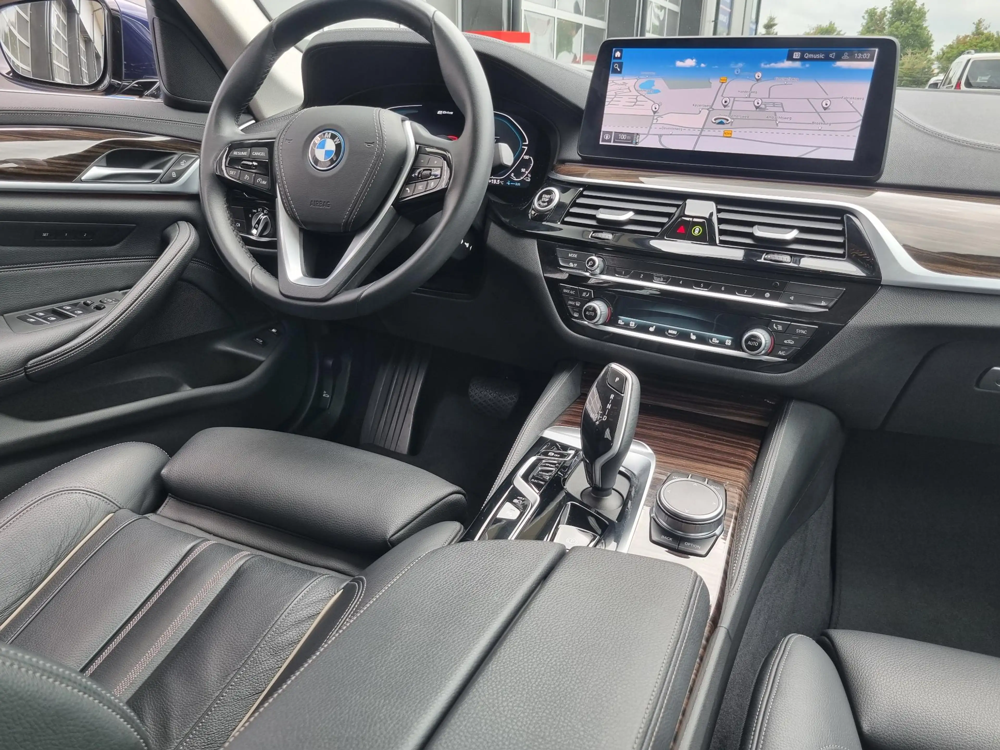 BMW 545 5-serie 545e xDrive 394pk. / Individual Tansanitbl — photo 7