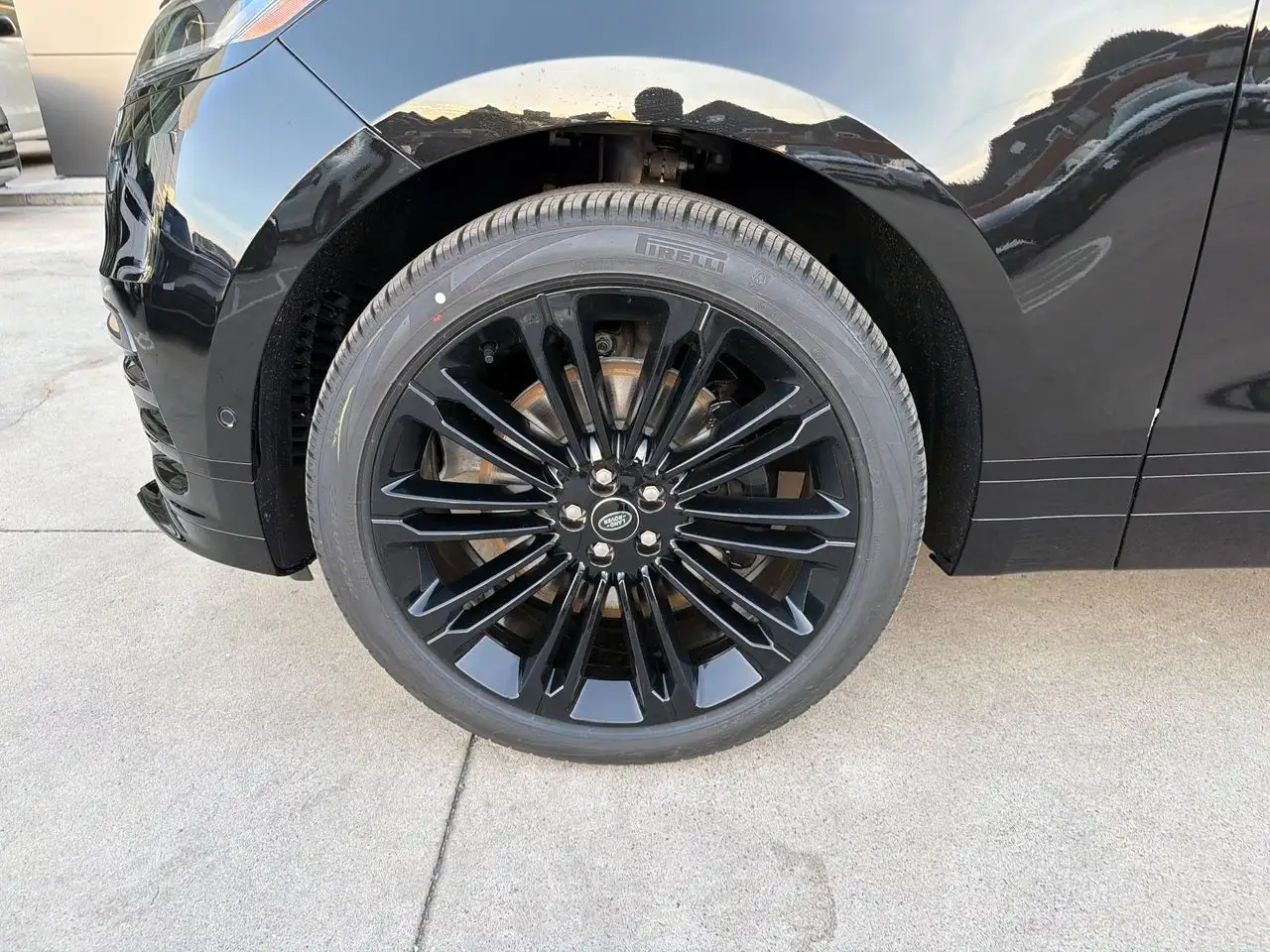 Land Rover Range Rover Velar снимка Land Rover Range Rover Velar