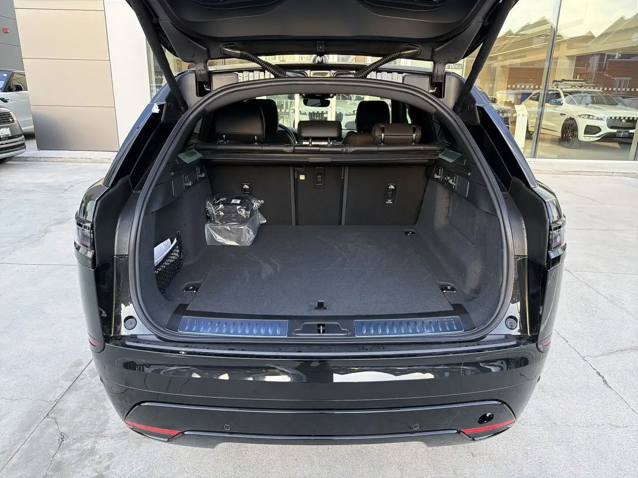 Land Rover Range Rover Velar снимка Land Rover Range Rover Velar