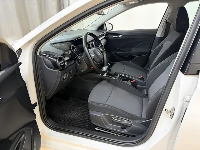 Skoda Fabia view 8