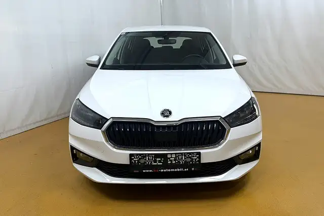Skoda Fabia view 11