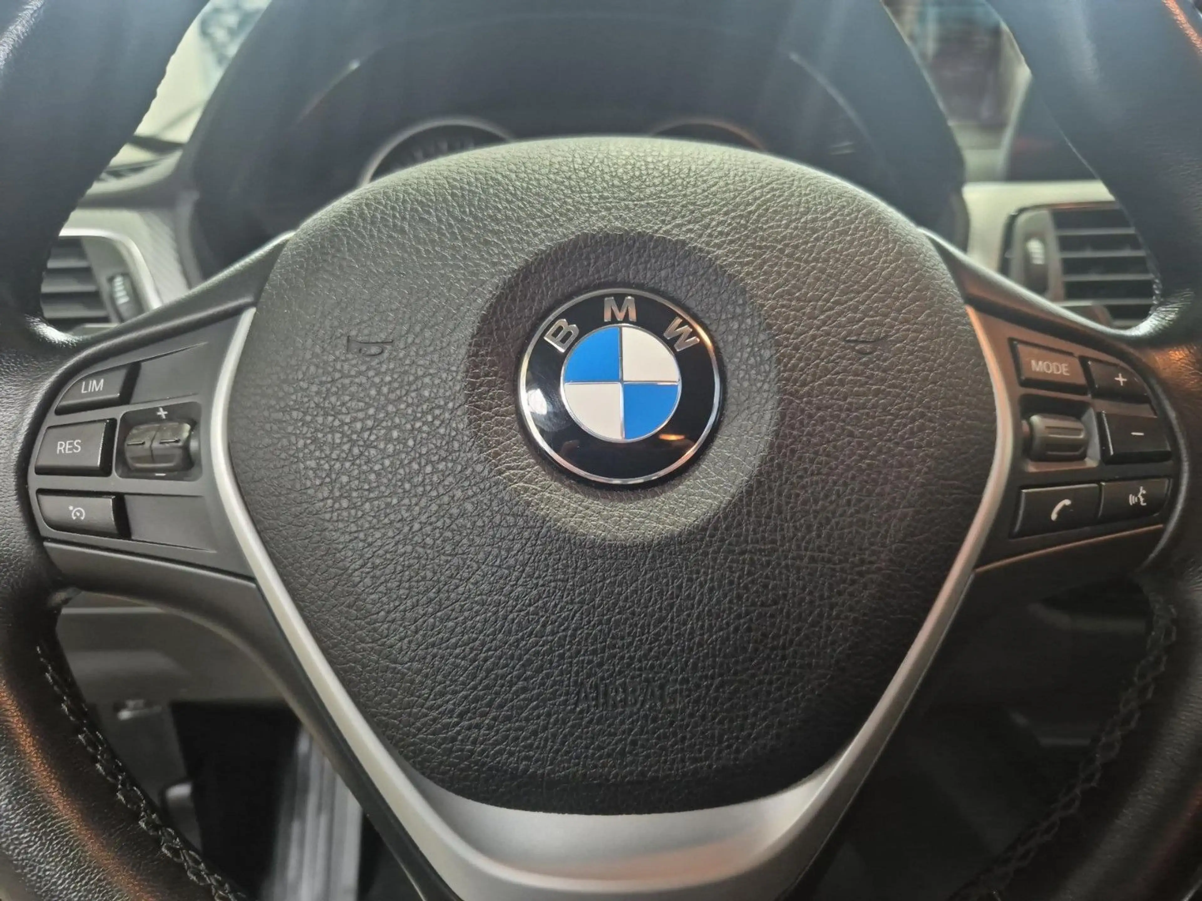 BMW 420 420i Gran Coupé Aut.Navi/SHZ/LED/GARANTIE EUROPA — photo 13