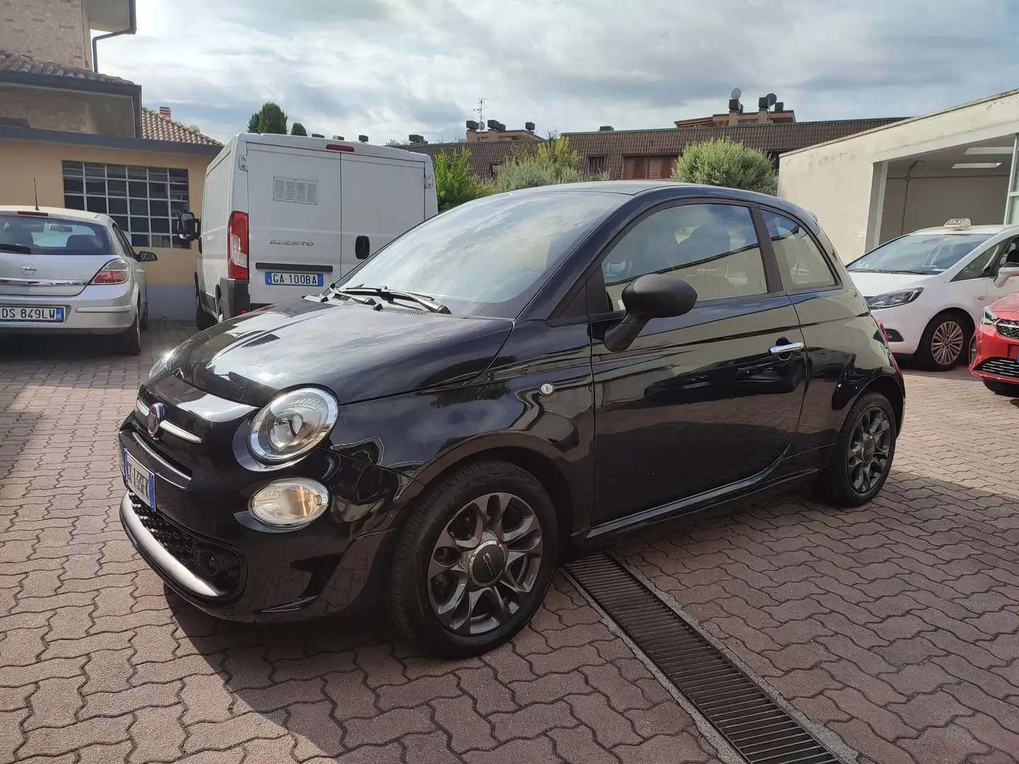 Fiat 500 500 1.0 hybrid Connect 70cv Formula Guida Sicuro!! Nero - 1