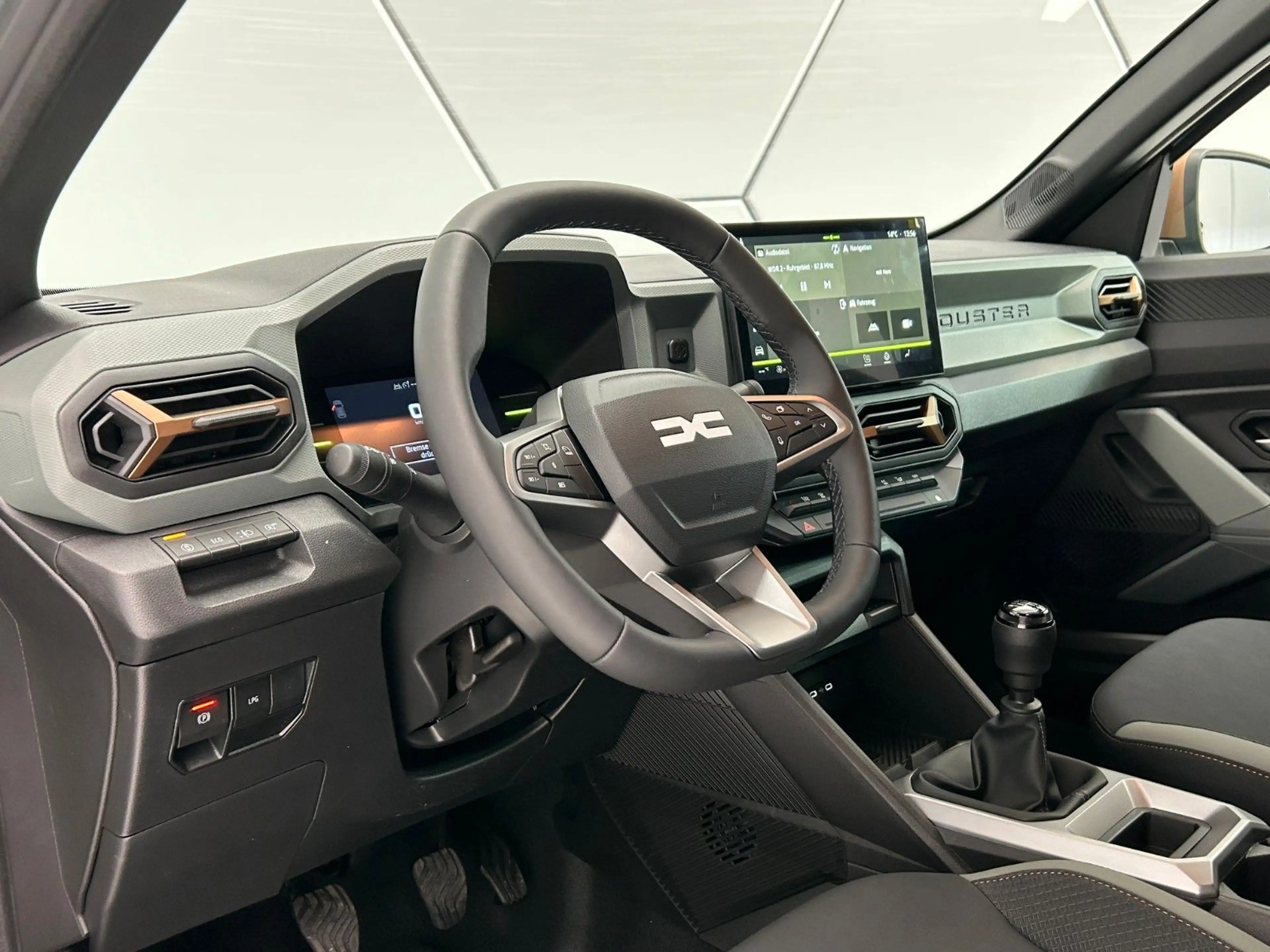 Dacia Duster Eco-G 120 Journey City+Winter-Paket — photo 13