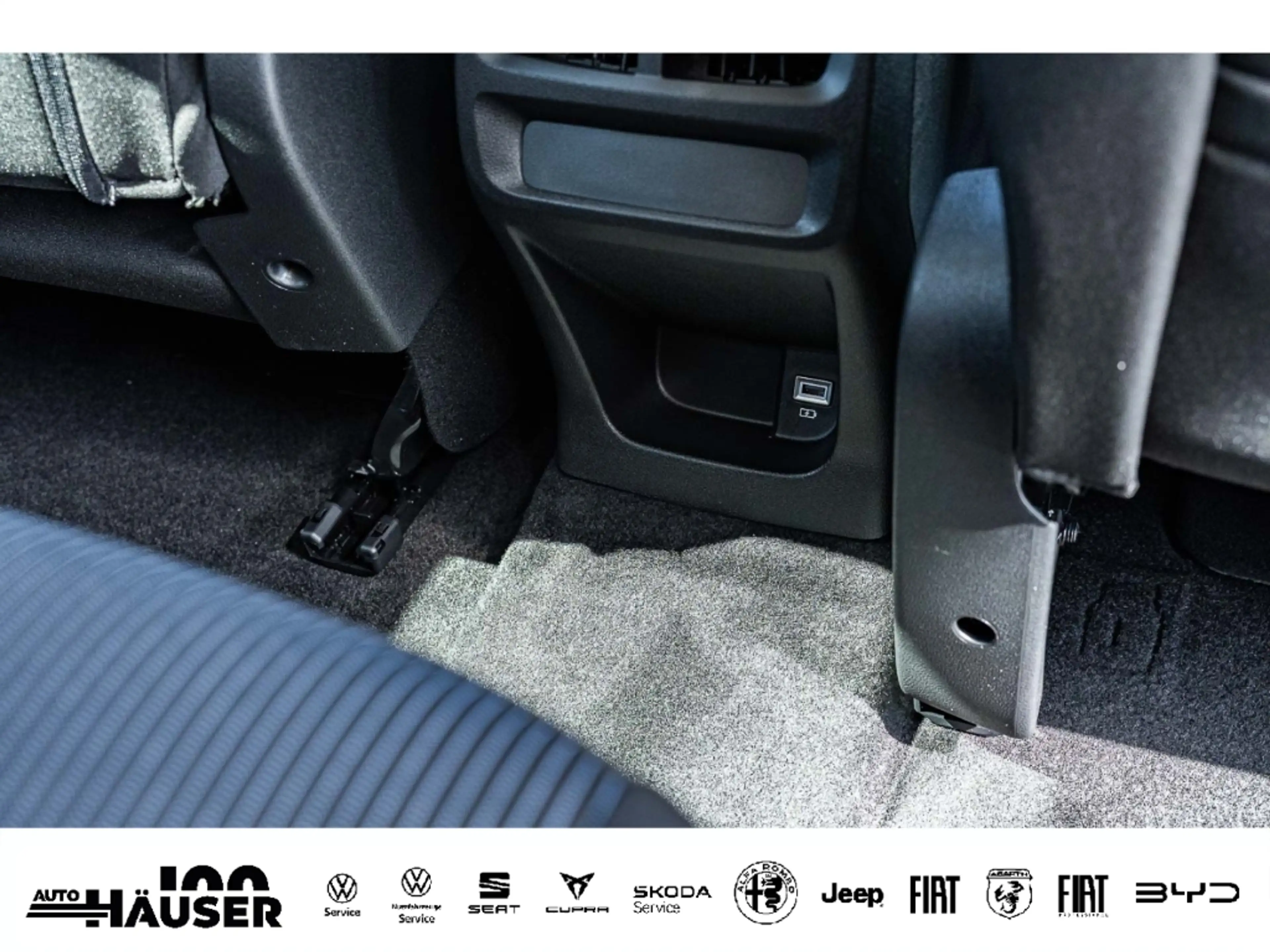 Fiat Qubo L ICON 1.2 Benziner 5-SITZER KAMERA LED PDC TEMPOM — photo 12