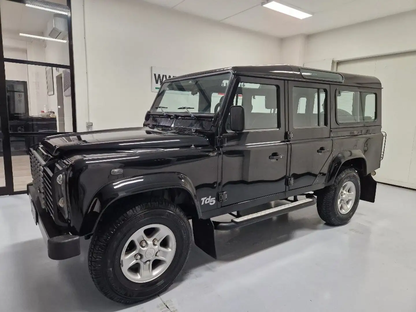 Land Rover Defender 110 2.5 Td5 SE IVA ESPOSTA Nero - 1