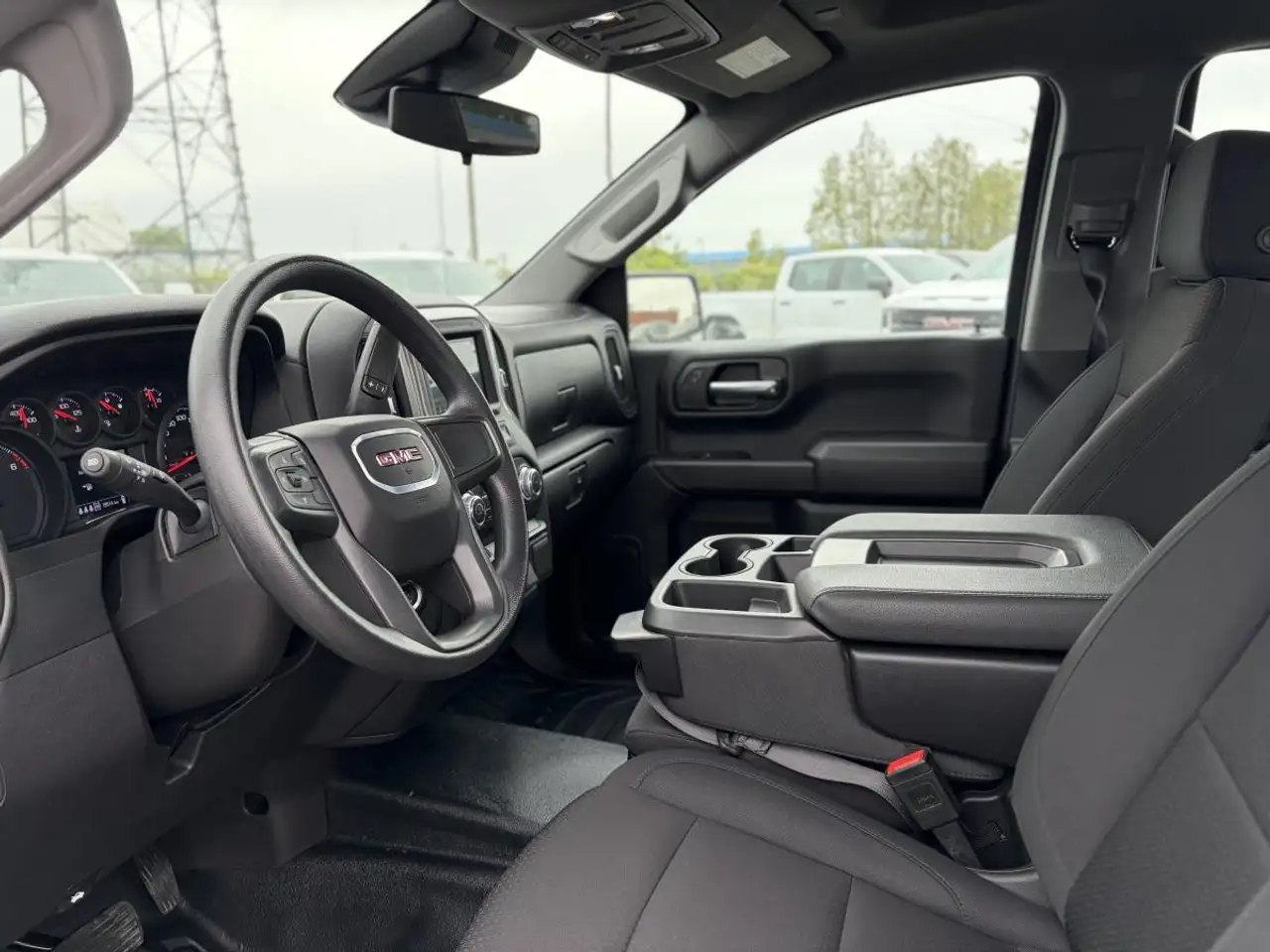 GMC Sierra 1500 снимка GMC Sierra 1500