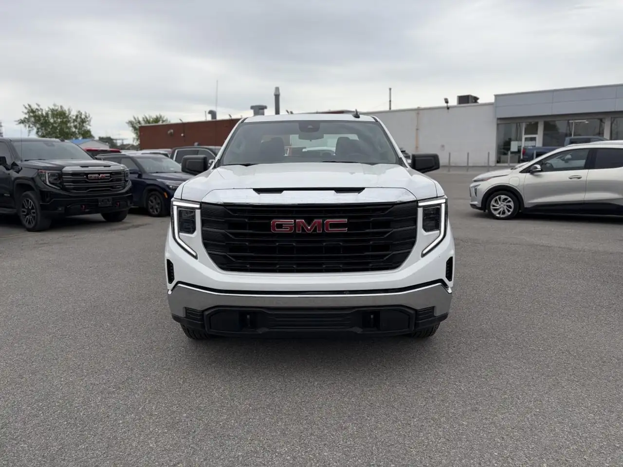 GMC Sierra 1500 снимка GMC Sierra 1500