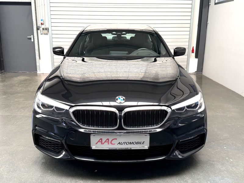 BMW 530 i Aut. M Sport Navi/Head-Up/Alcantara/Kamera — photo 2