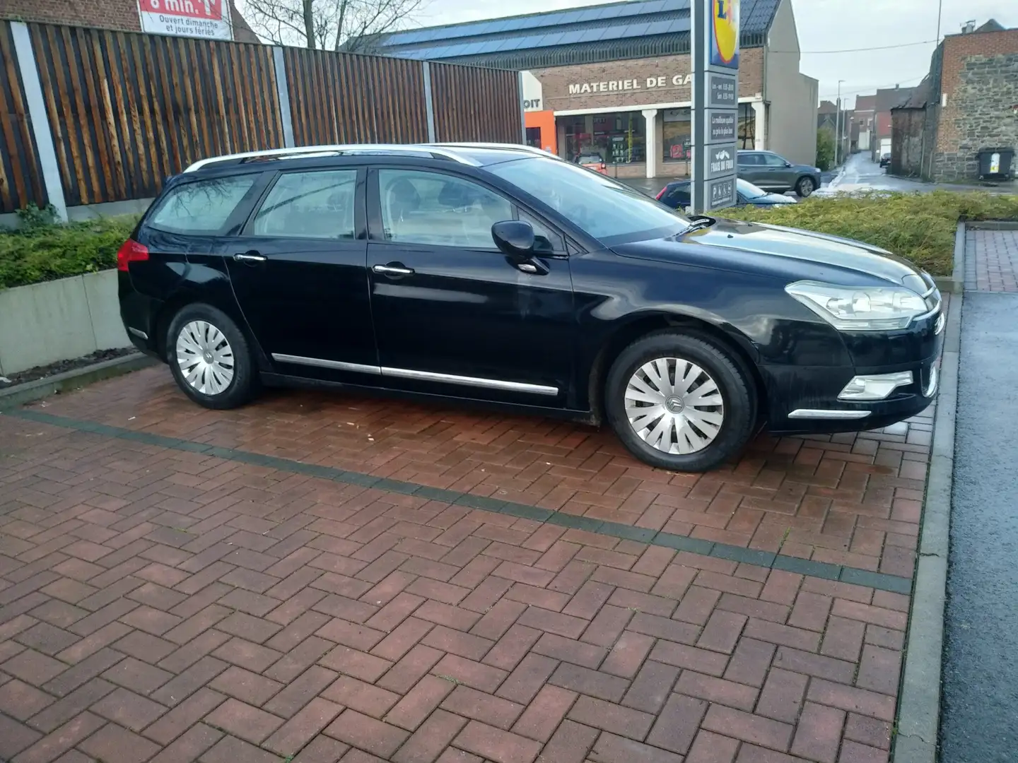 Citroen C5 C5 1.6 HDi Business GPS FAP (Fleet) Noir - 1