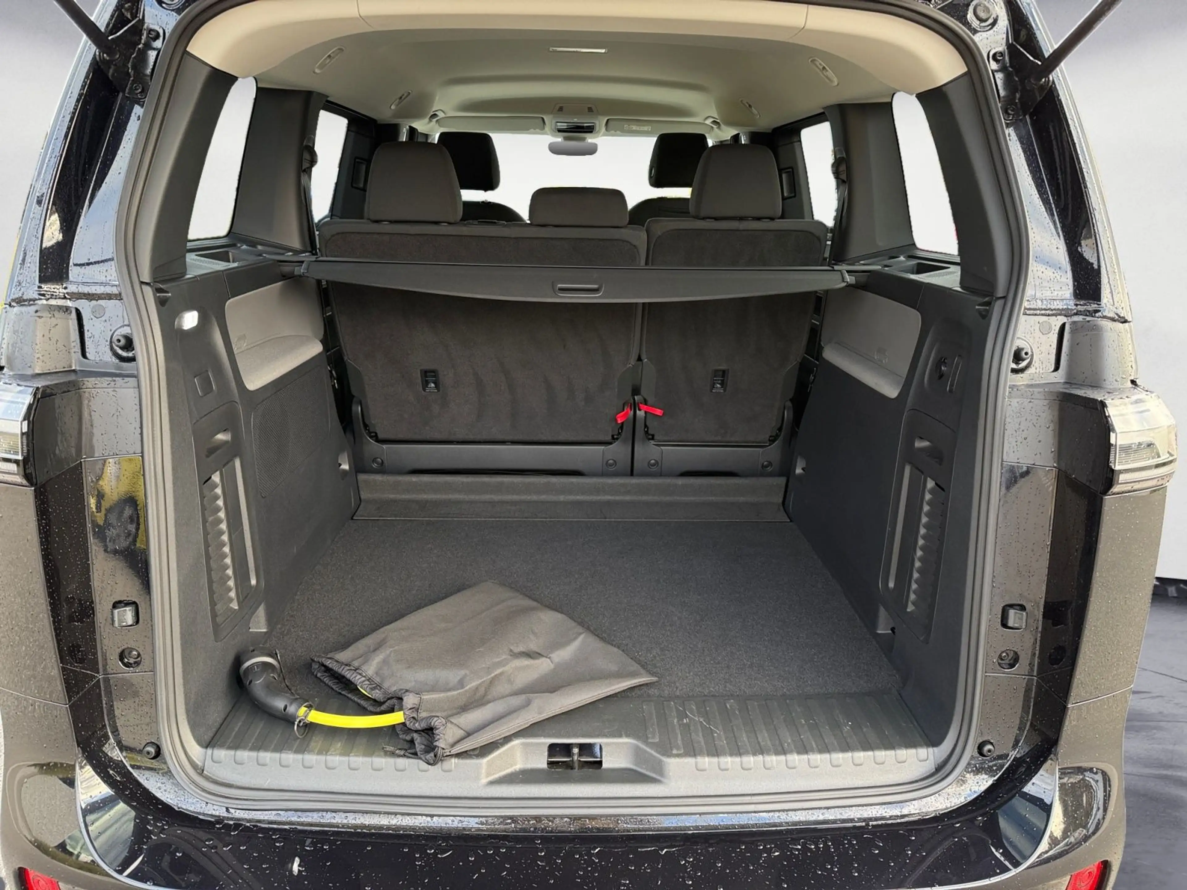 Volkswagen ID. Buzz ID.Buzz Pro 210 kW (286 PS) Heckantrieb — photo 15