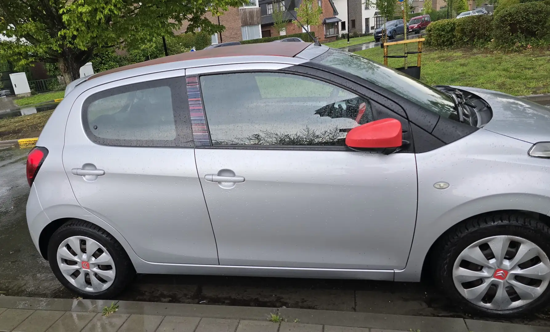 Citroen C1 Airscape VTi 68 Feel Edition Silber - 2