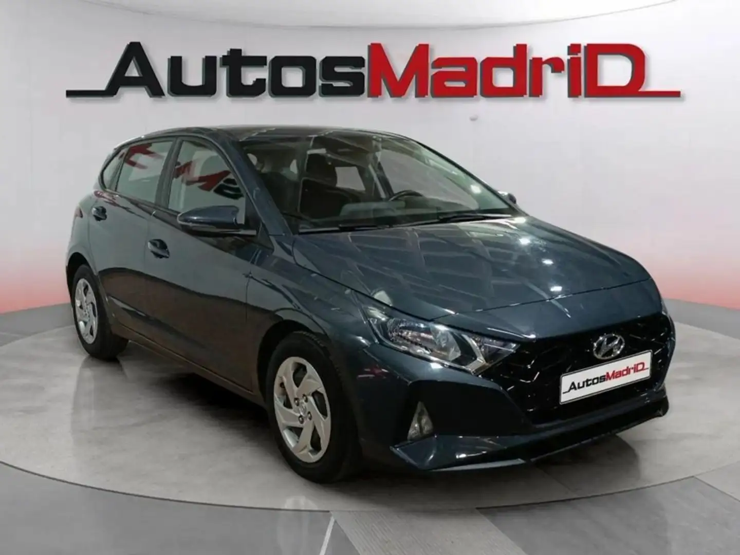 Hyundai i20 1.0 TGDI 74kW (100CV) 48V Klass Gris - 1