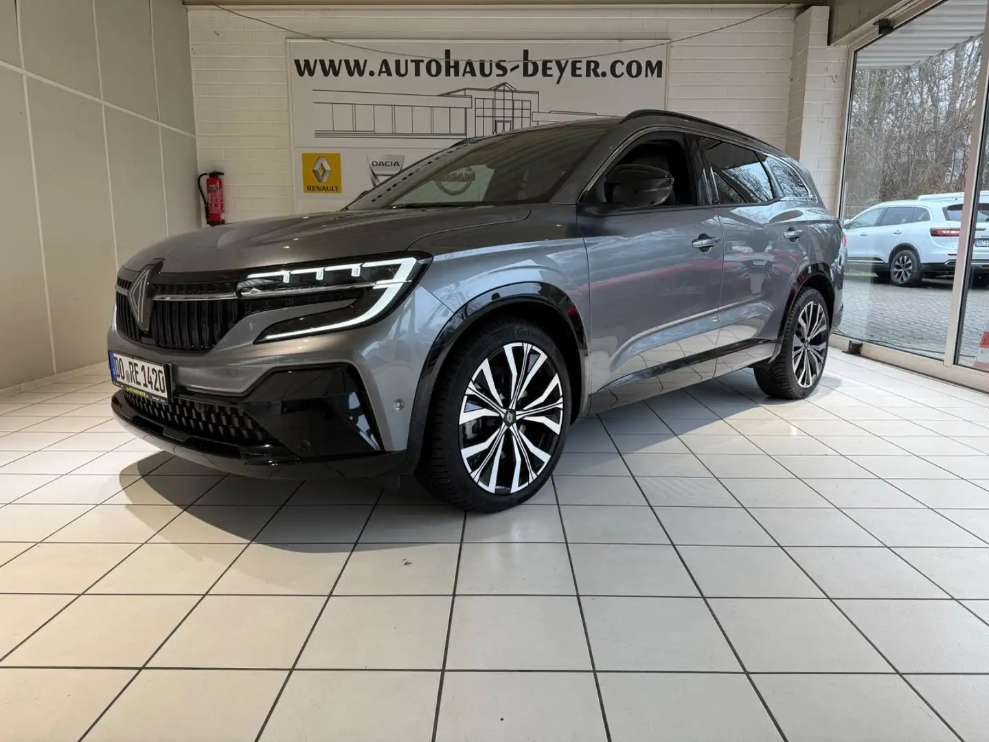 Renault Espace VI Iconic E-Tech Hybrid 200 7-Sitzer Grau - 1
