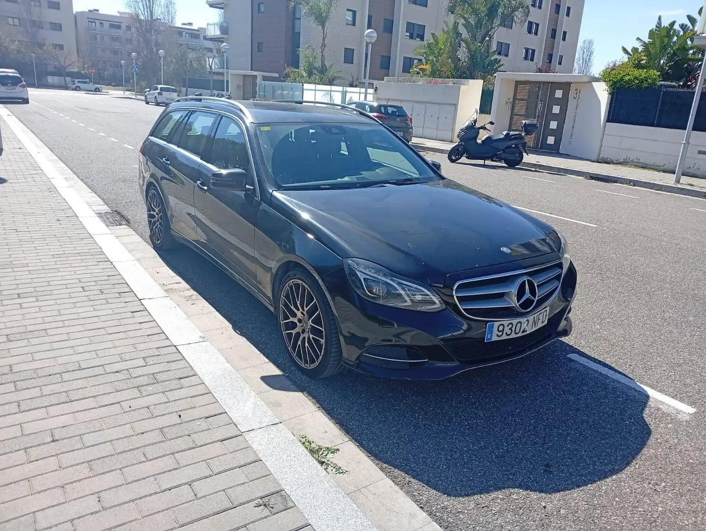 Mercedes-Benz E 400 E Estate 400 Avantgarde Negro - 1