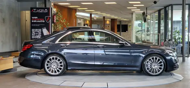 Mercedes-Benz S-Class view 5