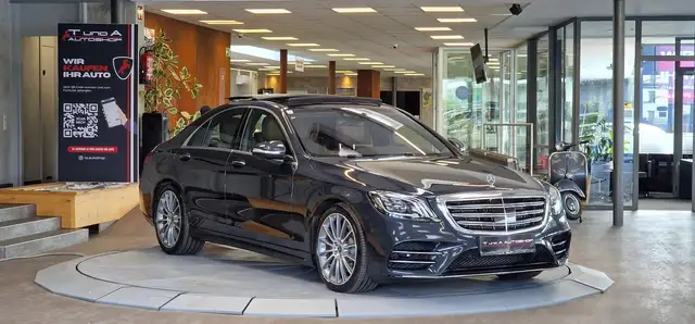 Mercedes-Benz S-Class view 3