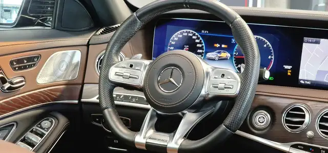 Mercedes-Benz S-Class view 13