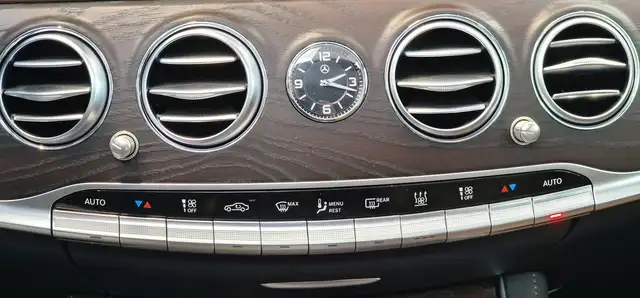 Mercedes-Benz S-Class view 23