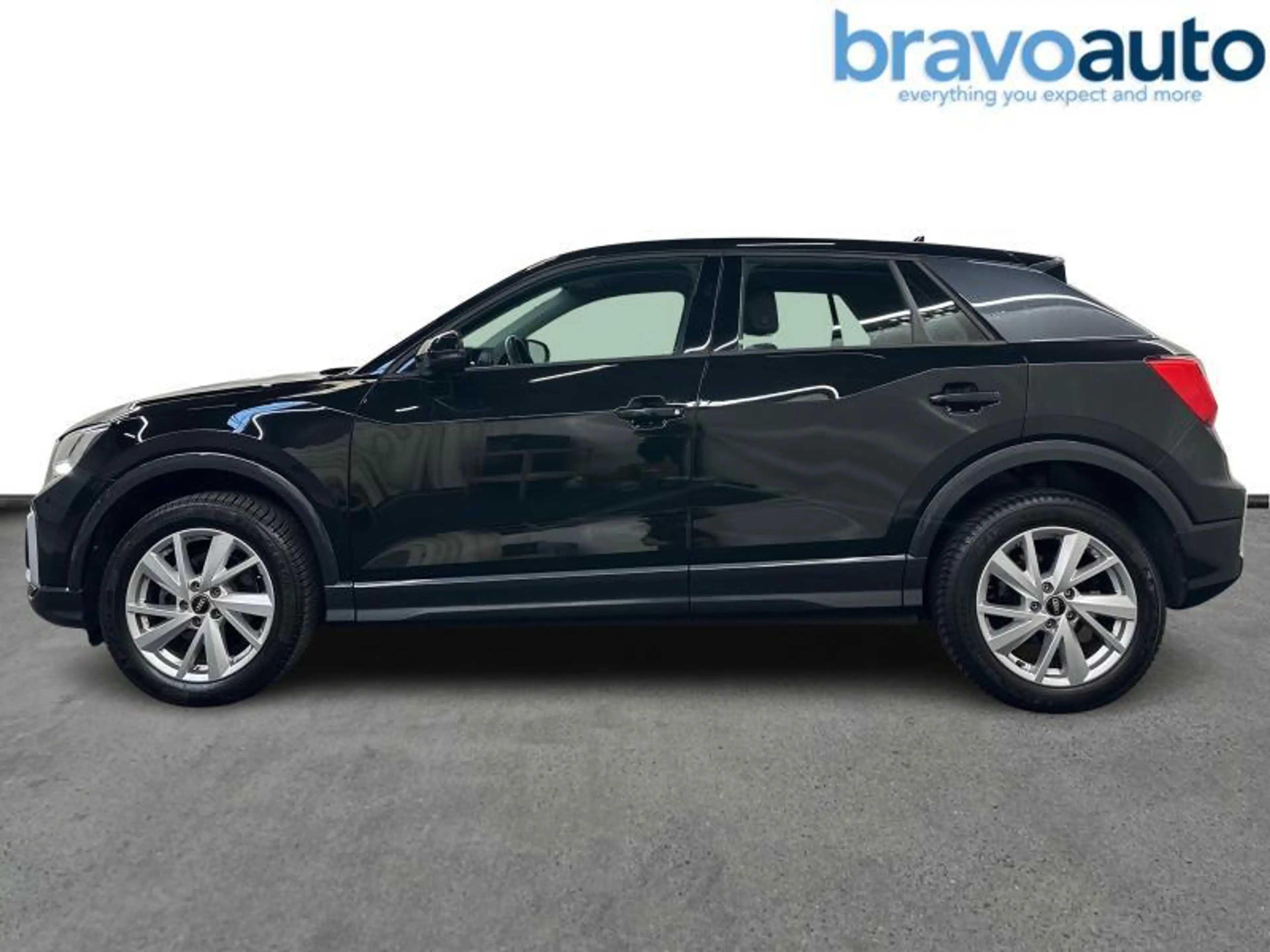 Audi Q2 35 TFSI S Tronic Advanced — photo 3