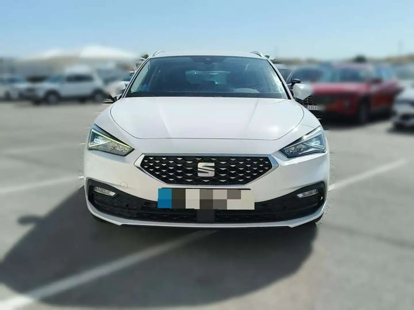 SEAT Leon 1.5 eTSI 110kW DSG-7 S&S Xcellence Blanco - 1