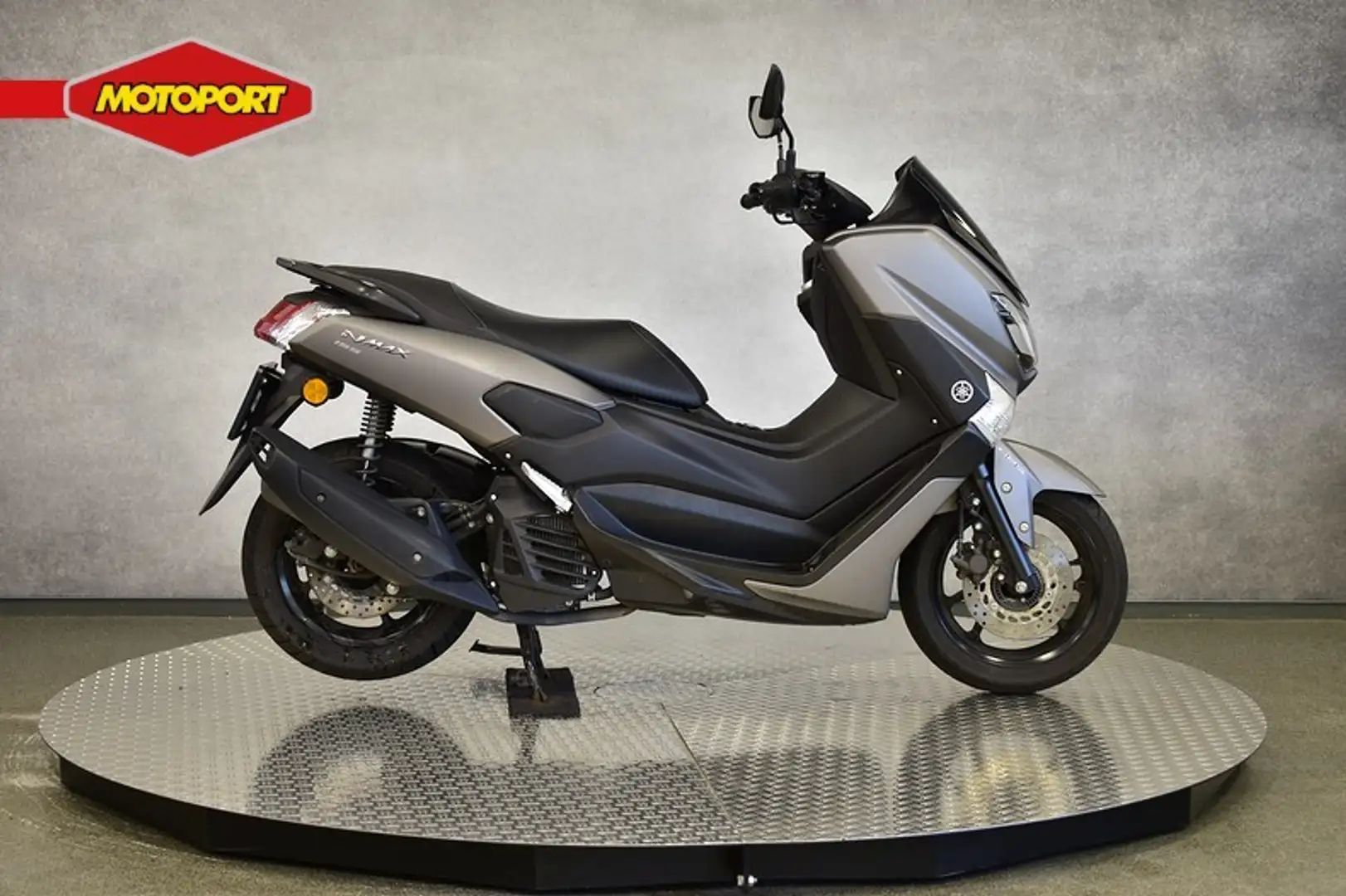 Yamaha NMAX 155 Zwart - 1