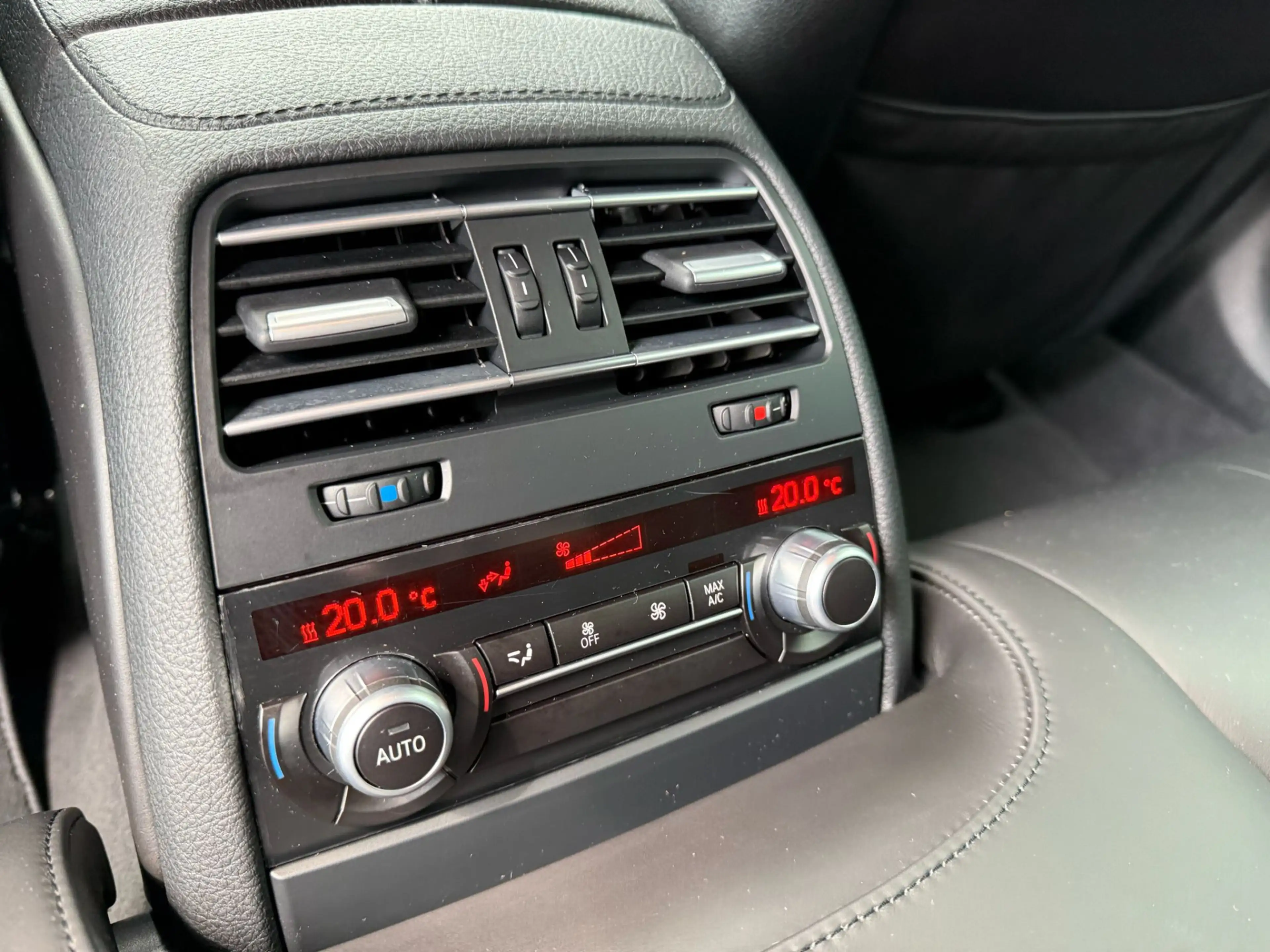 BMW M6 6-serie Gran Coupé | 12MND GARANTIE | NAVI | XENON — photo 43